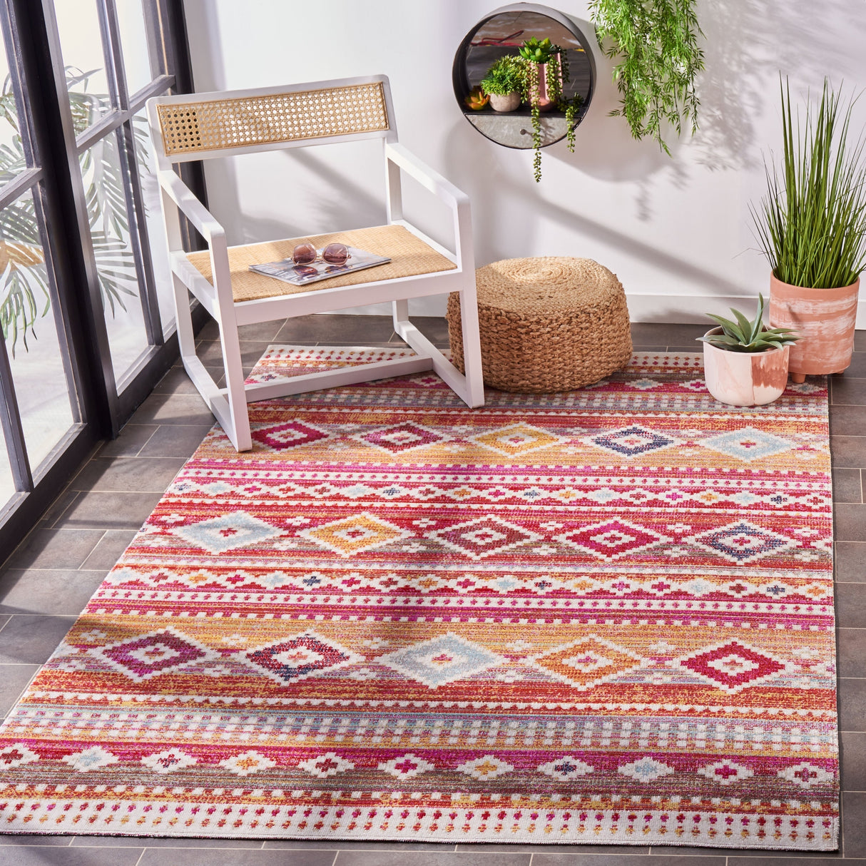 Safavieh Montage Mtg272Q Red/Fuchsia Rug.