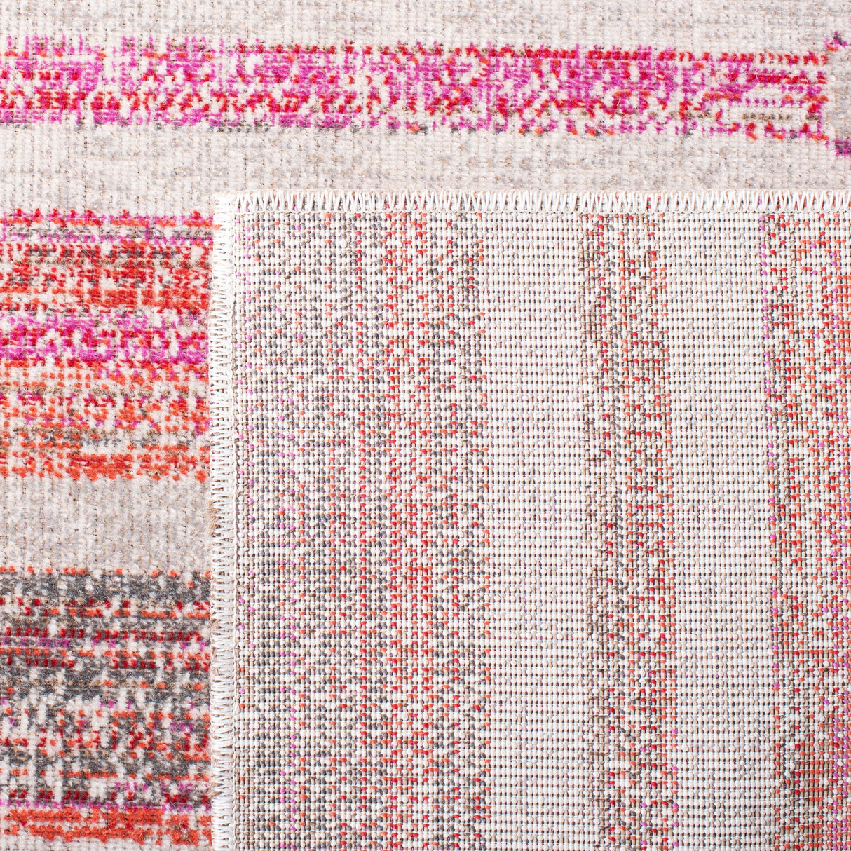 Safavieh Montage Mtg481Q Red/Ivory Rugs.
