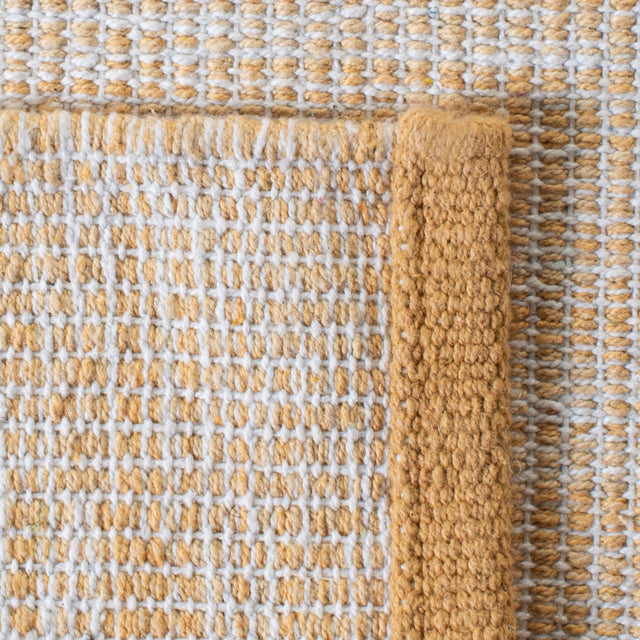 Safavieh Montauk Mtk250D Gold Rugs.