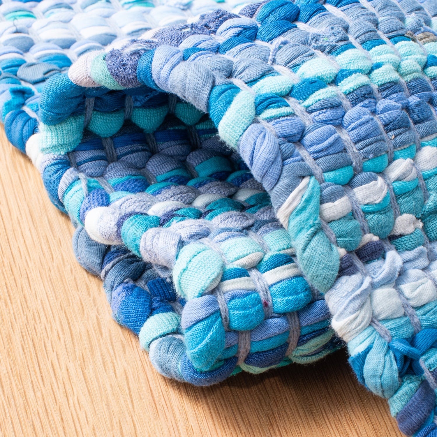 Safavieh Montauk Mtk251M Blue Rugs.