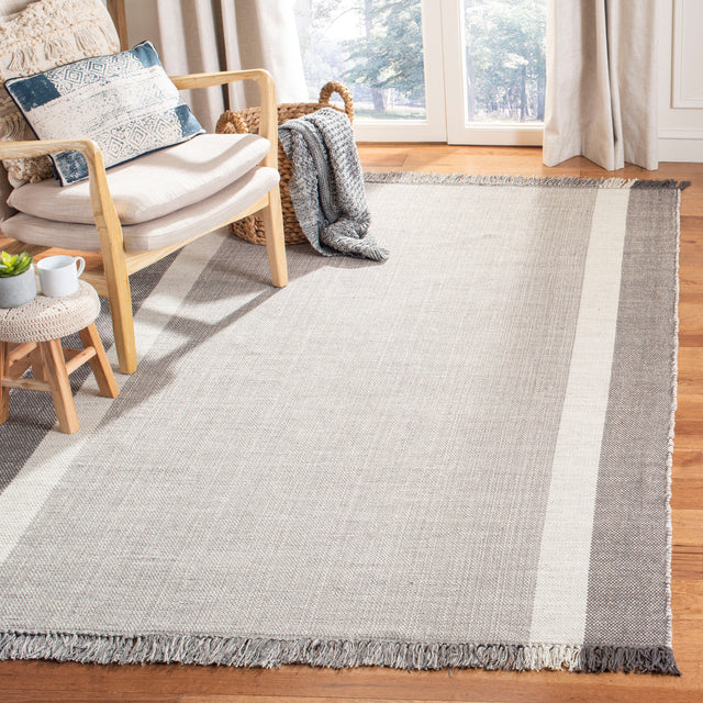 Safavieh Montauk Mtk301A Ivory/Grey Rugs.