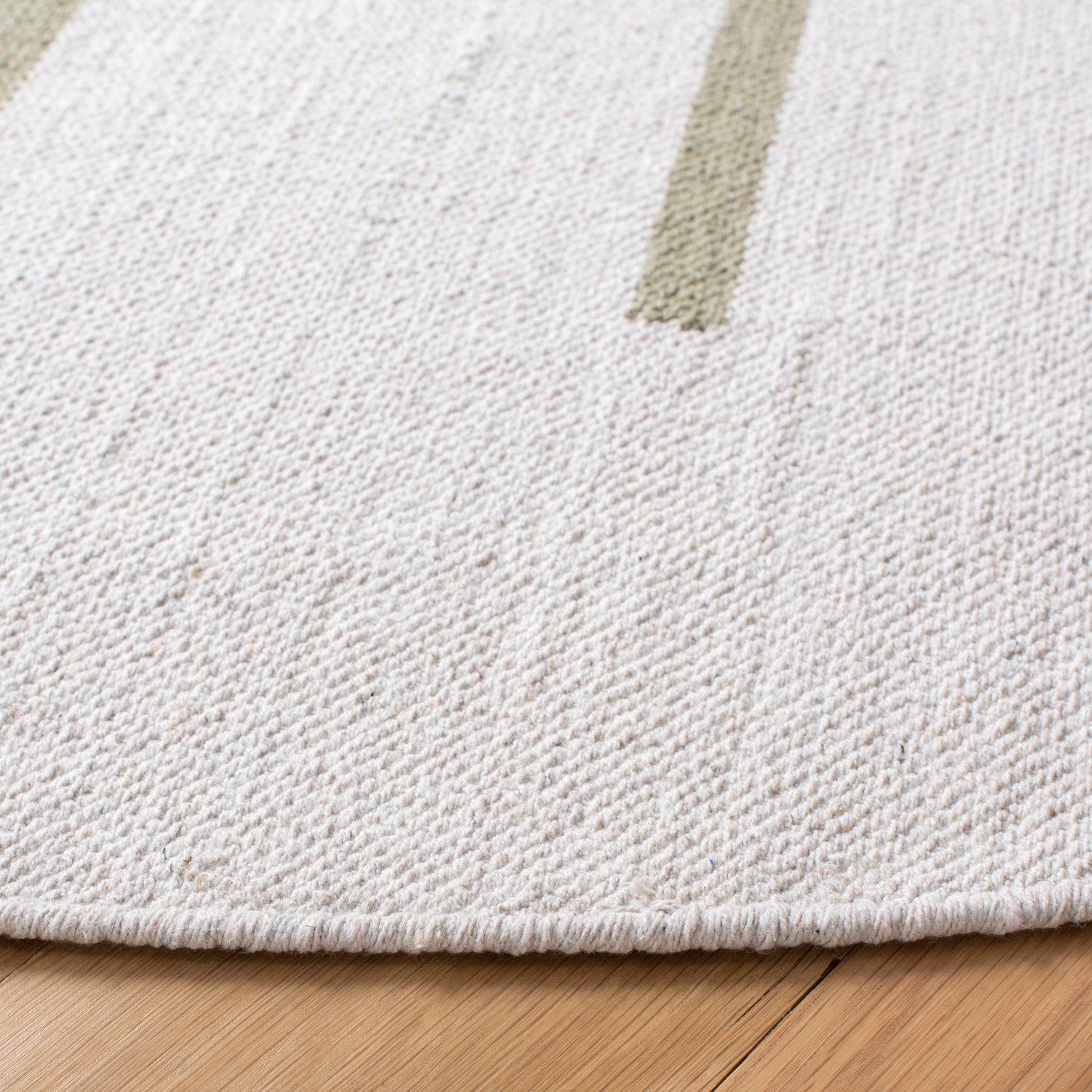 Safavieh Montauk Mtk311J Ivory/Light Green Rugs.
