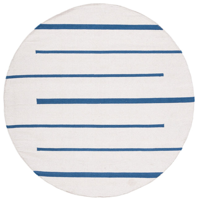 Safavieh Montauk Mtk311M Ivory/Navy Rugs.