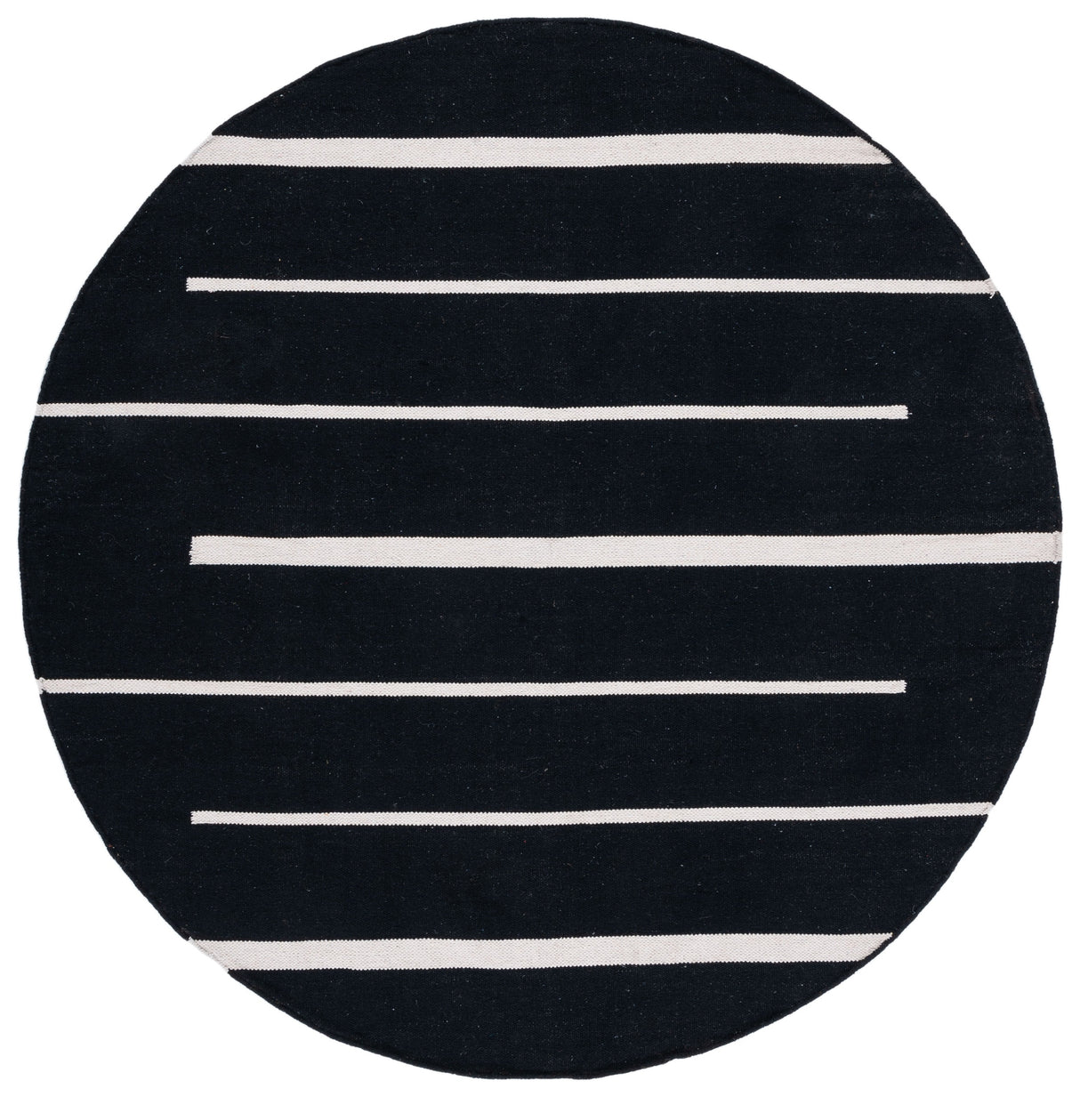 Safavieh Montauk Mtk311Z Black/Ivory Rugs.
