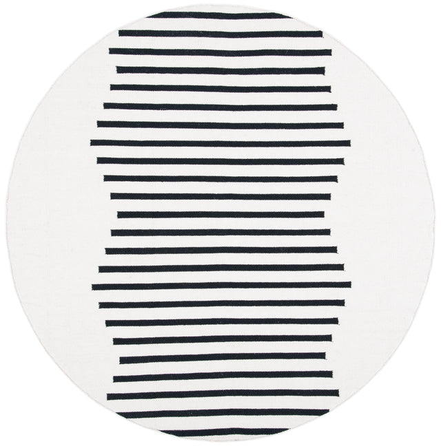 Safavieh Montauk Mtk313A Ivory/Black Rug.