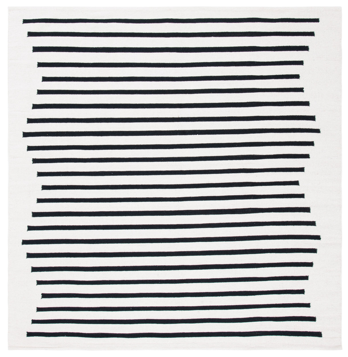 Safavieh Montauk Mtk313A Ivory/Black Rug.