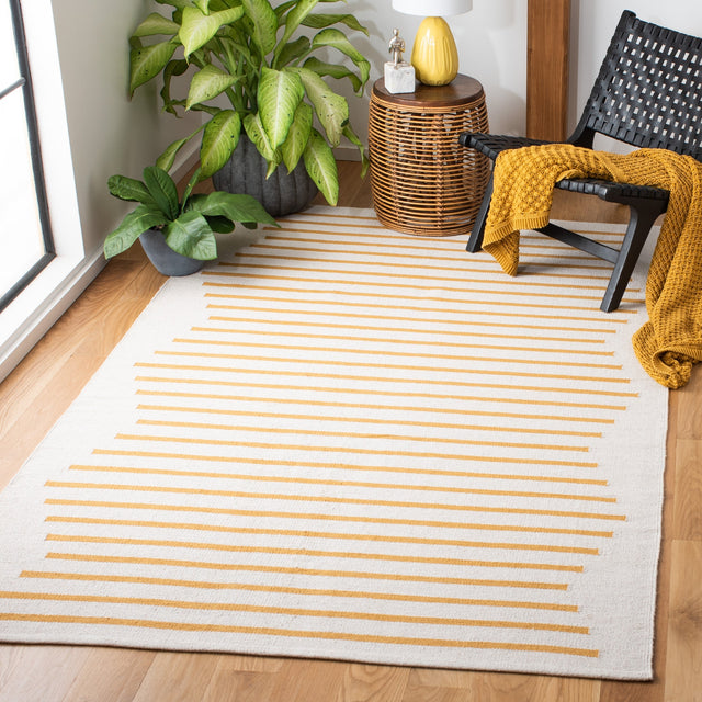 Safavieh Montauk Mtk313C Ivory/Gold Rugs.