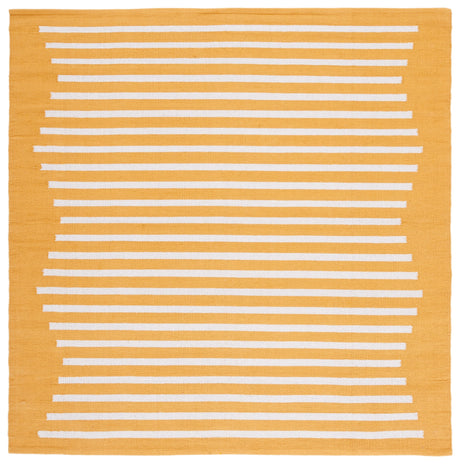 Safavieh Montauk Mtk313D Gold/Ivory Rugs.