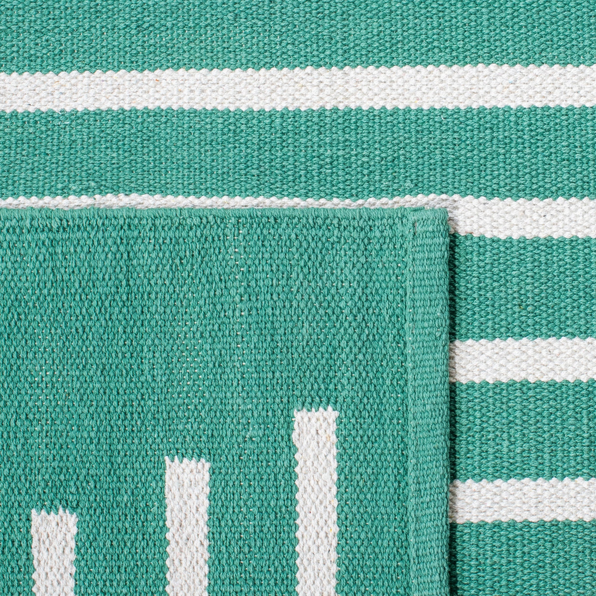 Safavieh Montauk Mtk313Y Dark Green/Ivory Rugs.