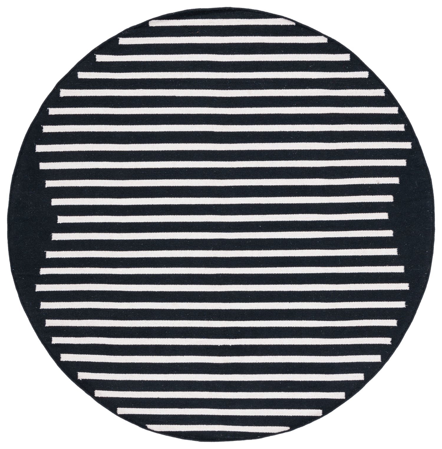 Safavieh Montauk Mtk313Z Black/Ivory Rugs.