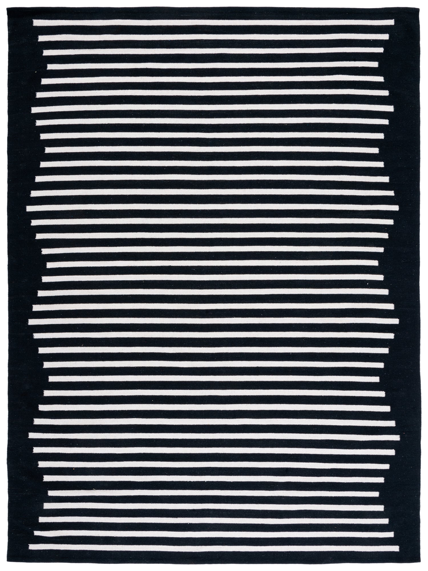 Safavieh Montauk Mtk313Z Black/Ivory Rugs.
