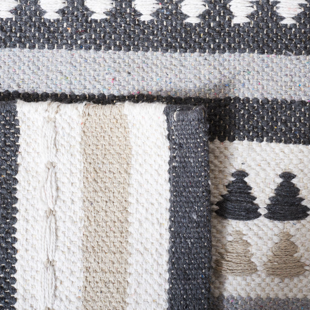 Safavieh Montauk Mtk451F Grey/Ivory Rug.