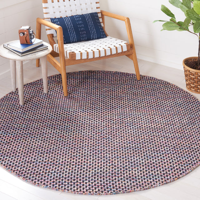 Safavieh Montauk Mtk475Q Red/Yellow Rug.