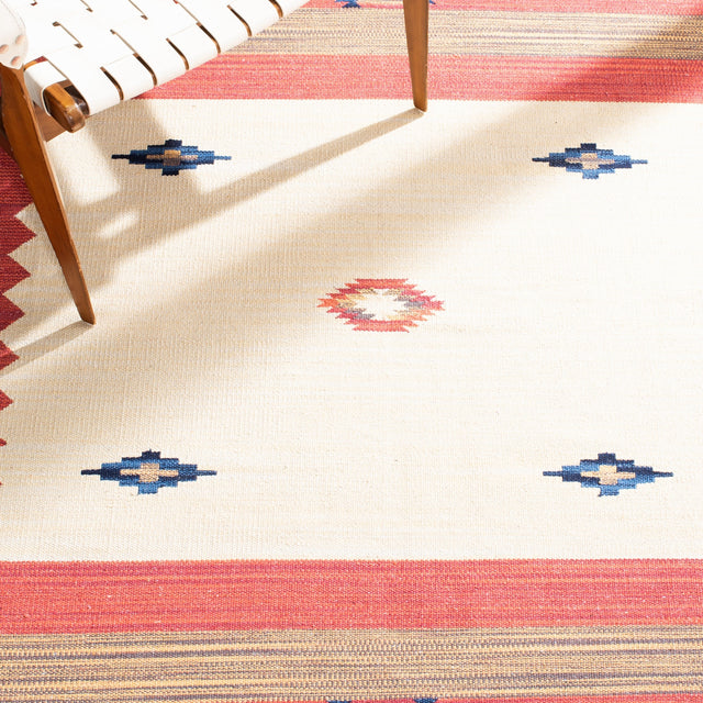 Safavieh Montauk Mtk552A Blue/Red Rugs.