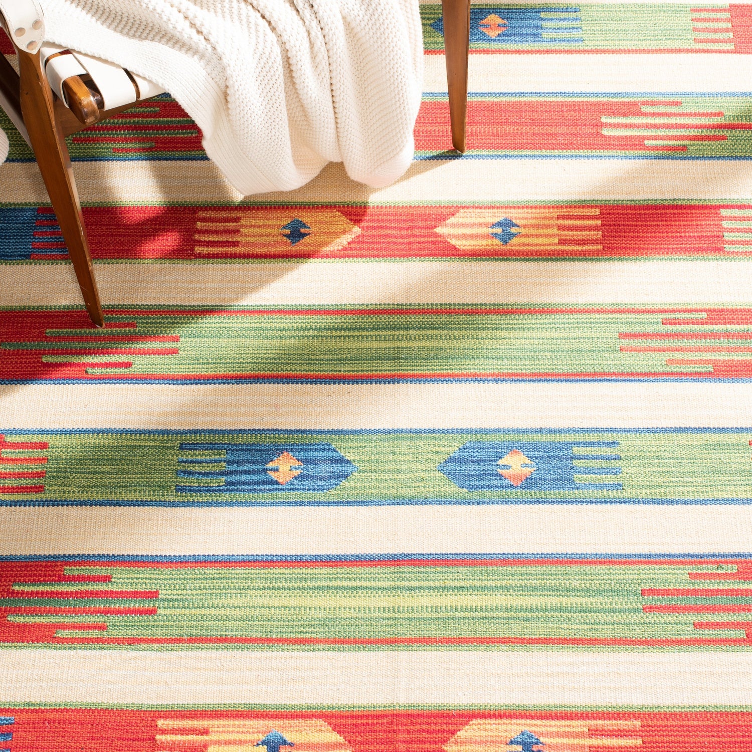 Safavieh Montauk Mtk553Y Green/Blue Rugs.