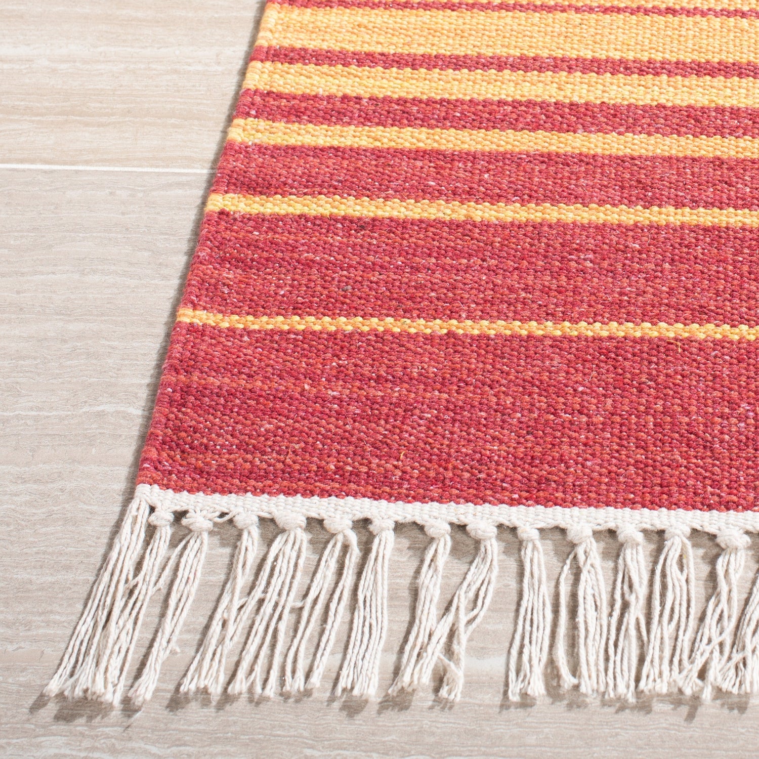 Safavieh Montauk Mtk554Q Red/Blue Rugs.