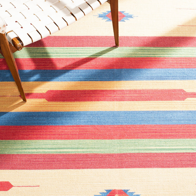 Safavieh Montauk Mtk554Q Red/Blue Rugs.