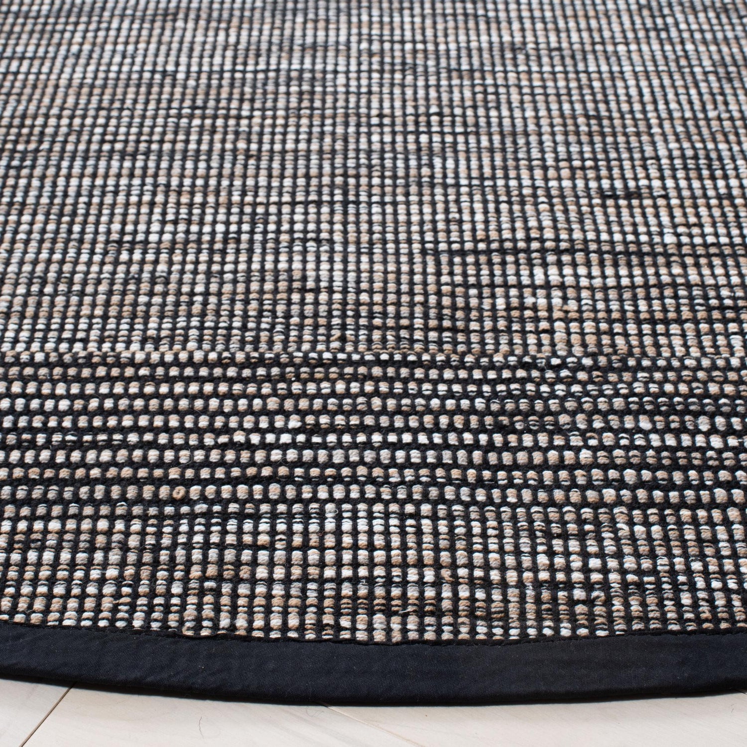 Safavieh Montauk Mtk620B Beige/Ivory Rugs.