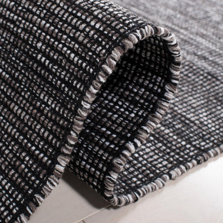 Safavieh Montauk Mtk620H Charcoal/Black Rugs.