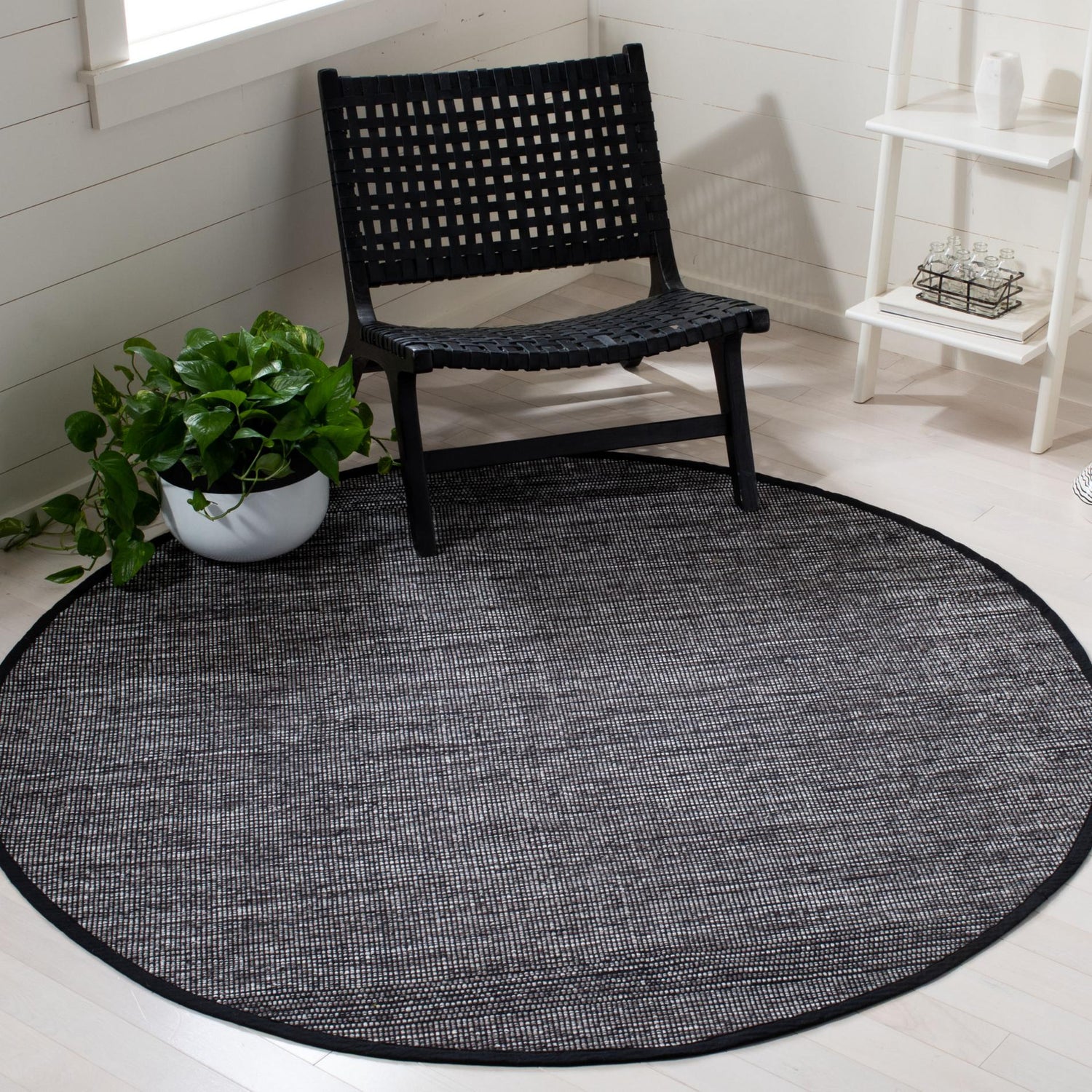 Safavieh Montauk Mtk620H Charcoal/Black Rugs.