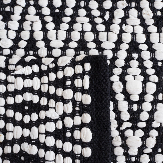 Safavieh Montauk Mtk621A Ivory/Black Rugs.