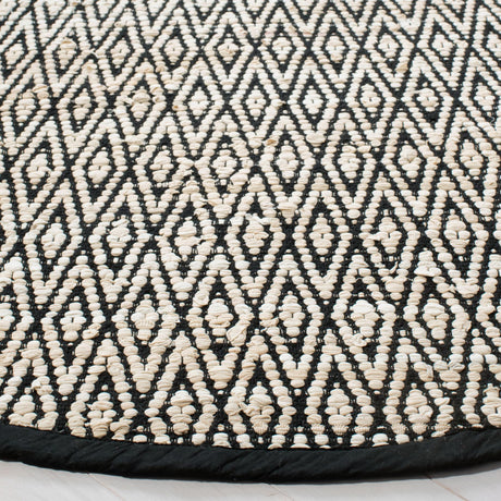 Safavieh Montauk Mtk621B Beige/Black Rugs.