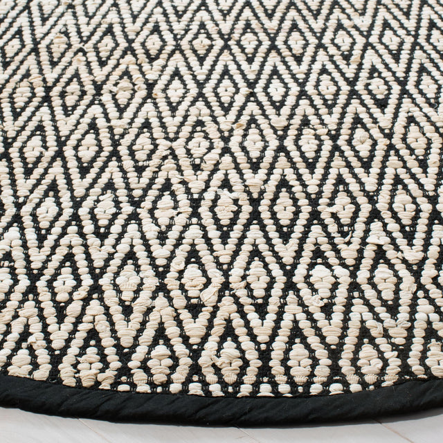 Safavieh Montauk Mtk621B Beige/Black Rugs.