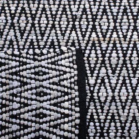 Safavieh Montauk Mtk621F Grey/Black Rugs.