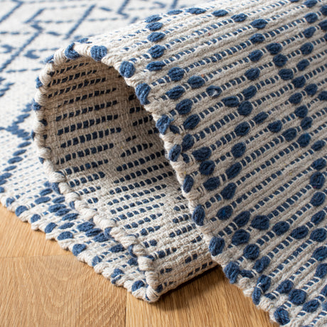Safavieh Montauk Mtk652N Navy/Beige Rugs.