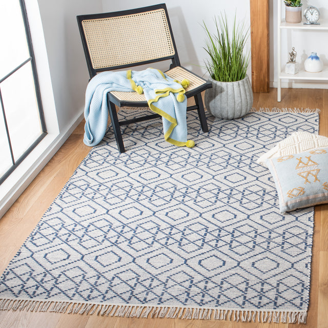 Safavieh Montauk Mtk652N Navy/Beige Rugs.