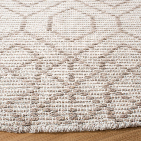 Safavieh Montauk Mtk652T Brown/Beige Rugs.