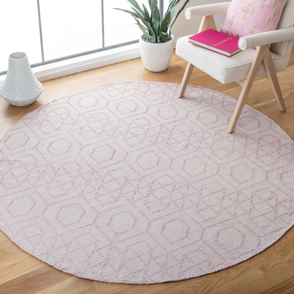 Safavieh Montauk Mtk652U Pink/Ivory Rugs.