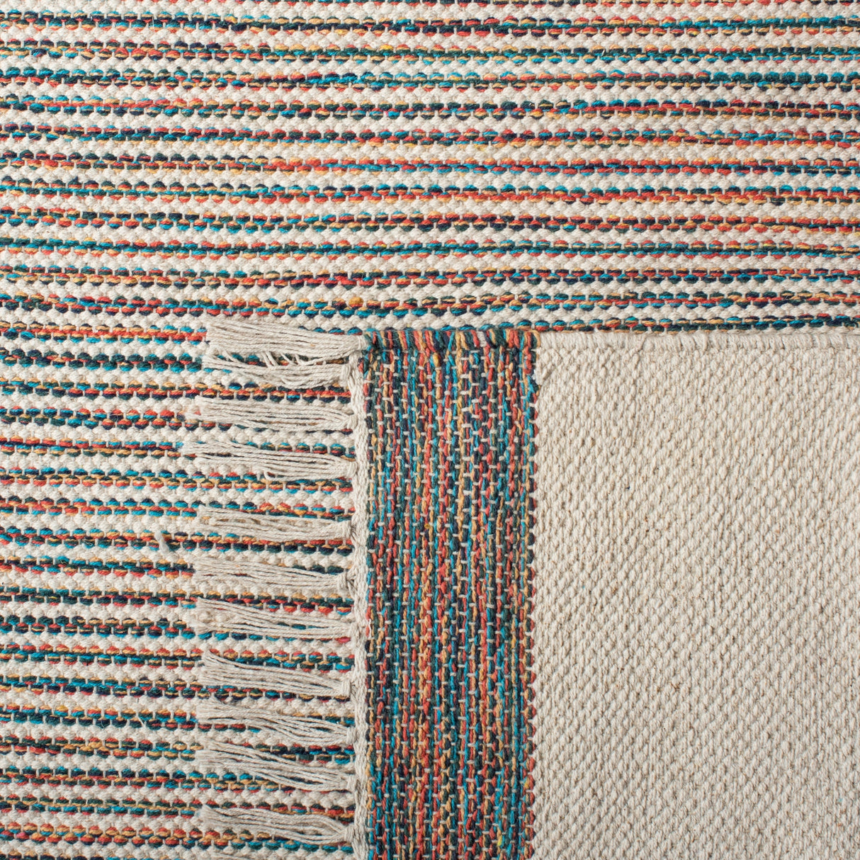 Safavieh Montauk Mtk654B Beige/Blue Rugs.