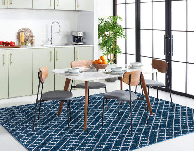 Safavieh Montauk Mtk706N Navy/Ivory Rug.