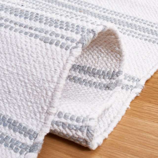 Safavieh Montauk Mtk708J Aqua/Ivory Rug.