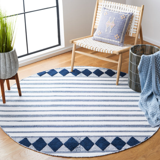 Safavieh Montauk Mtk708N Navy/Ivory Rug.