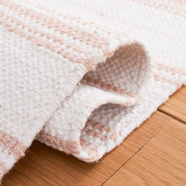 Safavieh Montauk Mtk708U Pink/Ivory Rug.