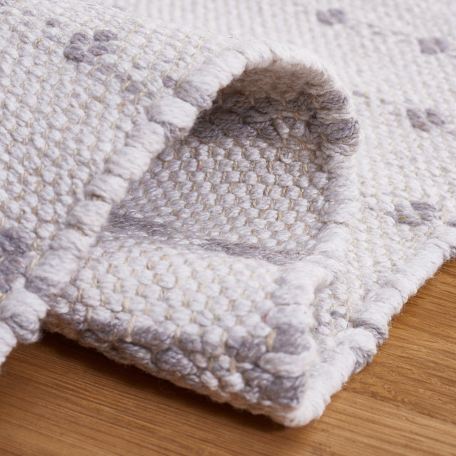 Safavieh Montauk Mtk714G Light Grey/Ivory Rug.