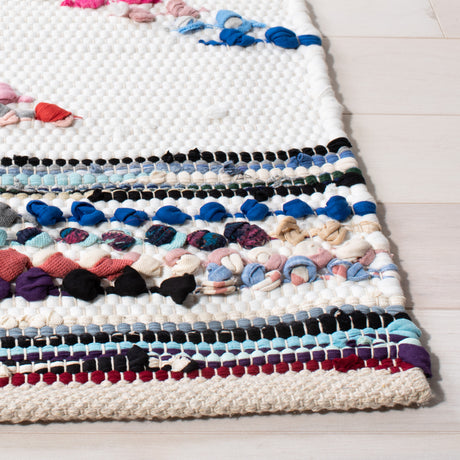 Safavieh Montauk Mtk816A Ivory/Black Rugs.