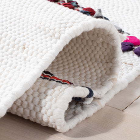 Safavieh Montauk Mtk816A Ivory/Black Rugs.