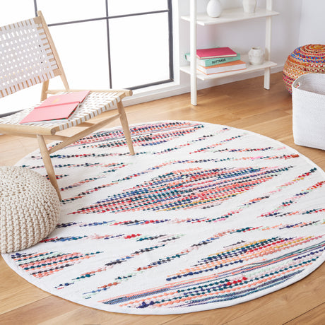 Safavieh Montauk Mtk816A Ivory/Black Rugs.
