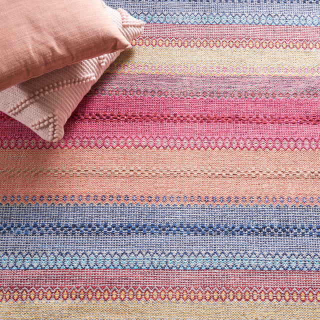 Safavieh Montauk Mtk851M Blue/Red Rug.