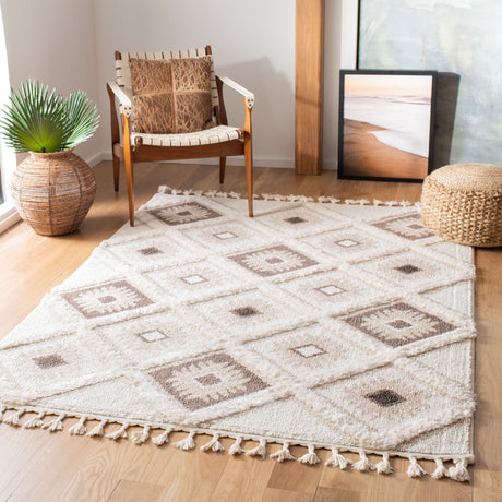 Safavieh Moroccan Tassel Shag Mts601A Ivory/Brown Rug.