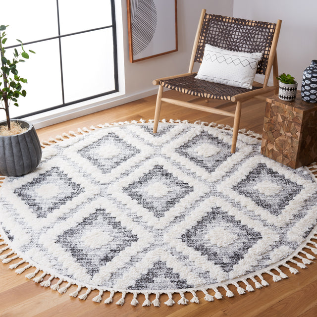 Safavieh Moroccan Tassel Shag Mts610A Ivory/Grey Rug.