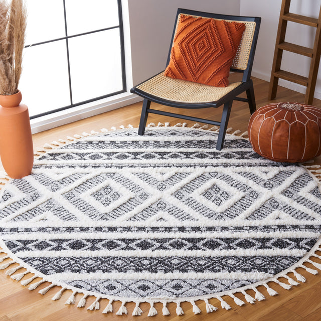 Safavieh Moroccan Tassel Shag Mts628F Grey/Ivory Rug.