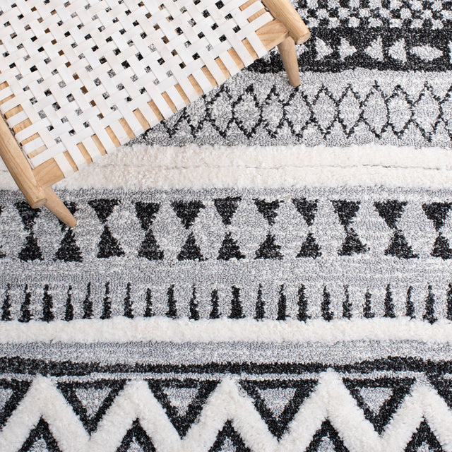 Safavieh Moroccan Tassel Shag Mts634F Grey/Black Rug.