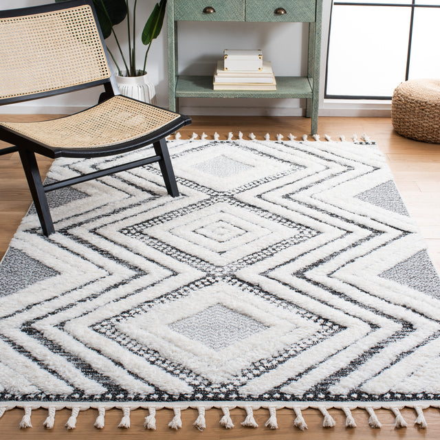 Safavieh Moroccan Tassel Shag Mts636A Ivory/Grey Rug.