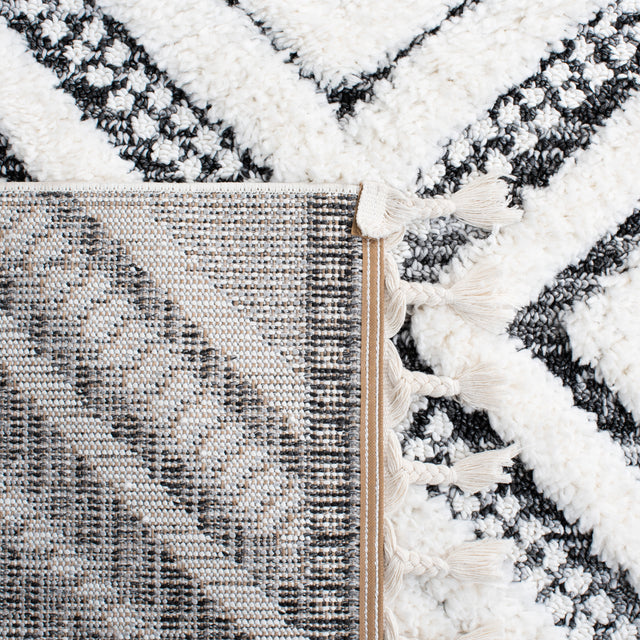 Safavieh Moroccan Tassel Shag Mts636A Ivory/Grey Rug.