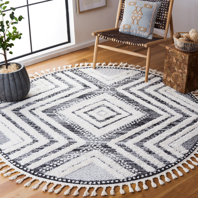 Safavieh Moroccan Tassel Shag Mts636A Ivory/Grey Rug.