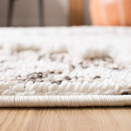 Safavieh Moroccan Tassel Shag Mts652A Ivory/Brown Rug.